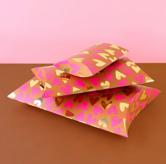 Geschenkbox (Kissen) Herzen pink/gold