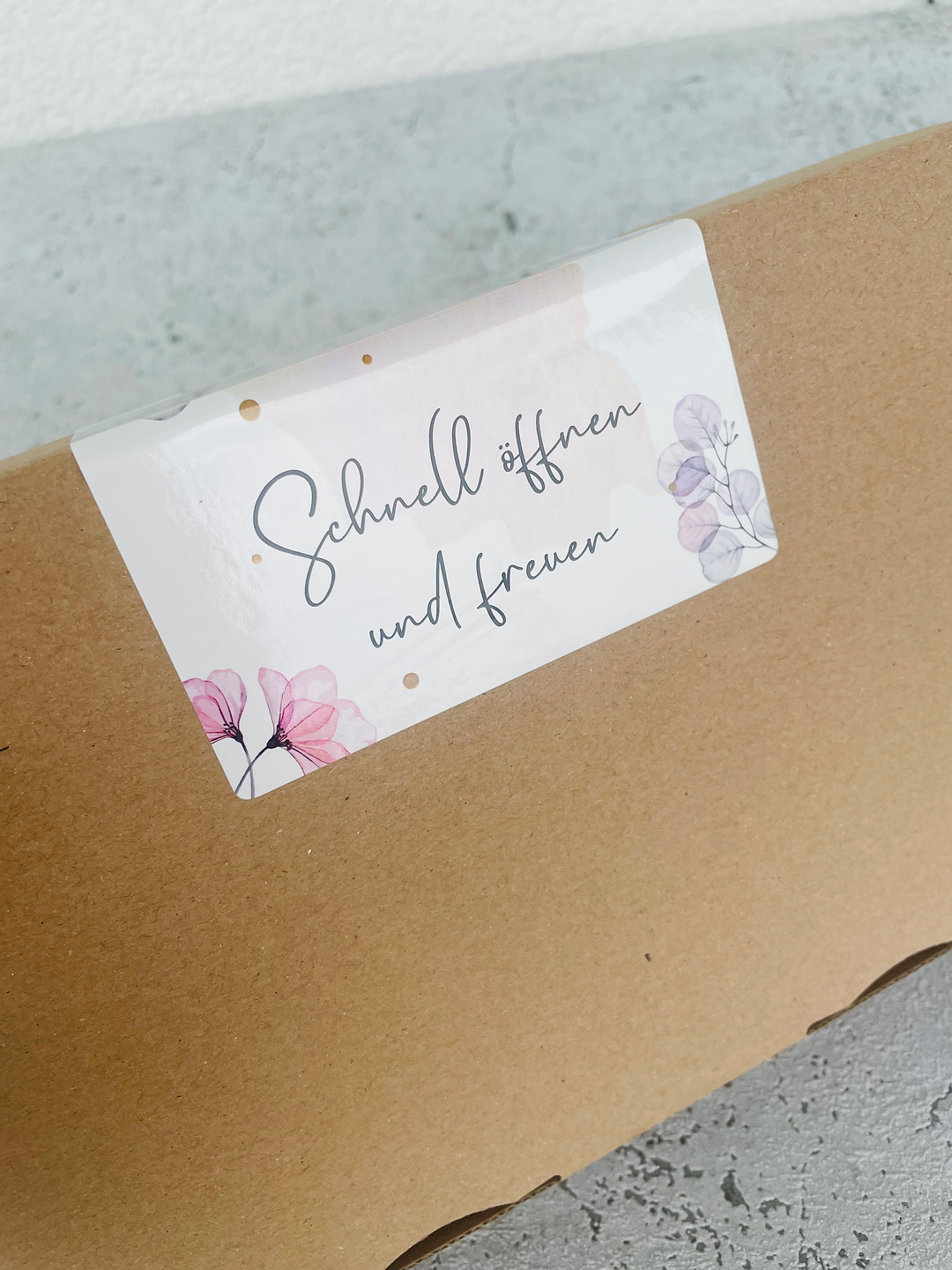 Packing Aufkleber im Aquarell Blumen Design