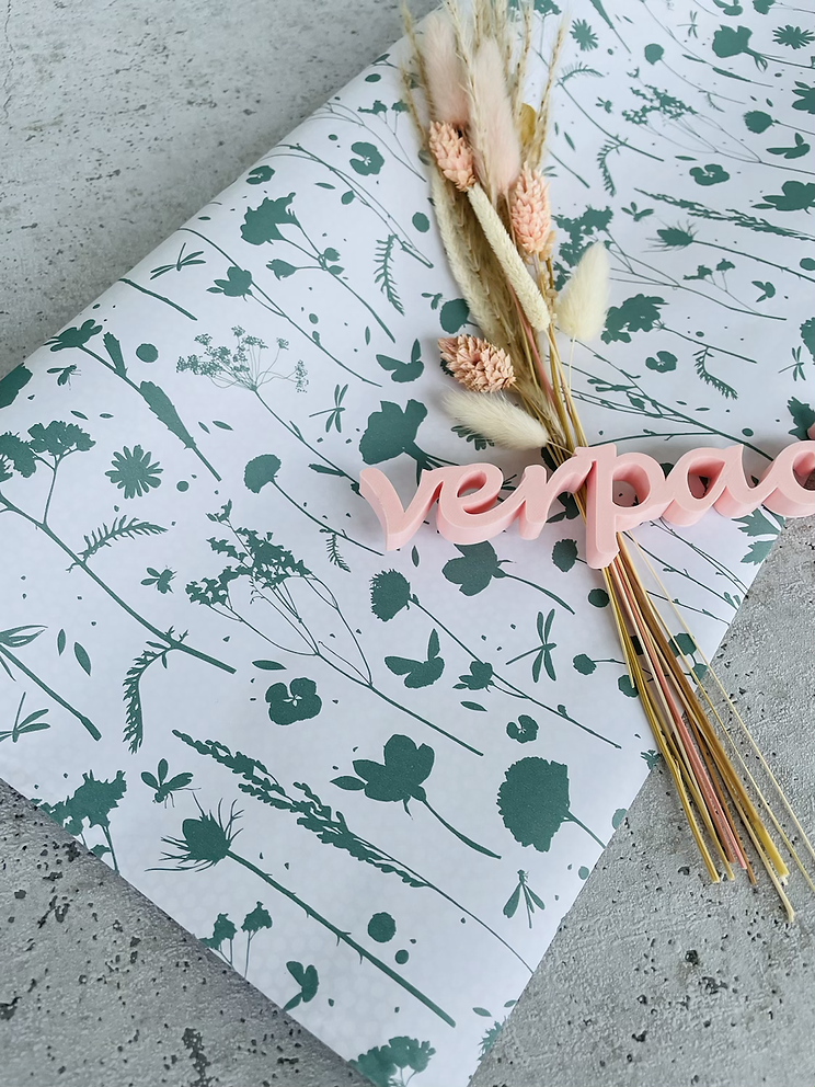 Geschenkpapier  50x300cm Kraftpapier Blumen blau metallic