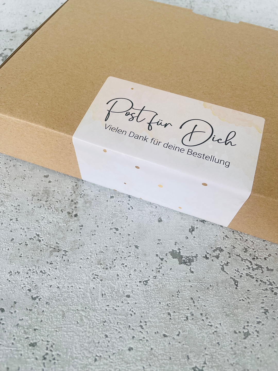 Packing Aufkleber im Gold Design