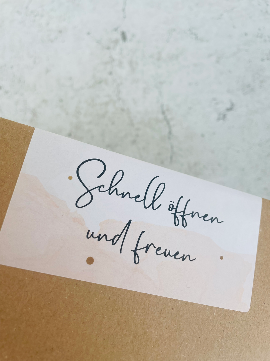 Packing Aufkleber im Gold Design