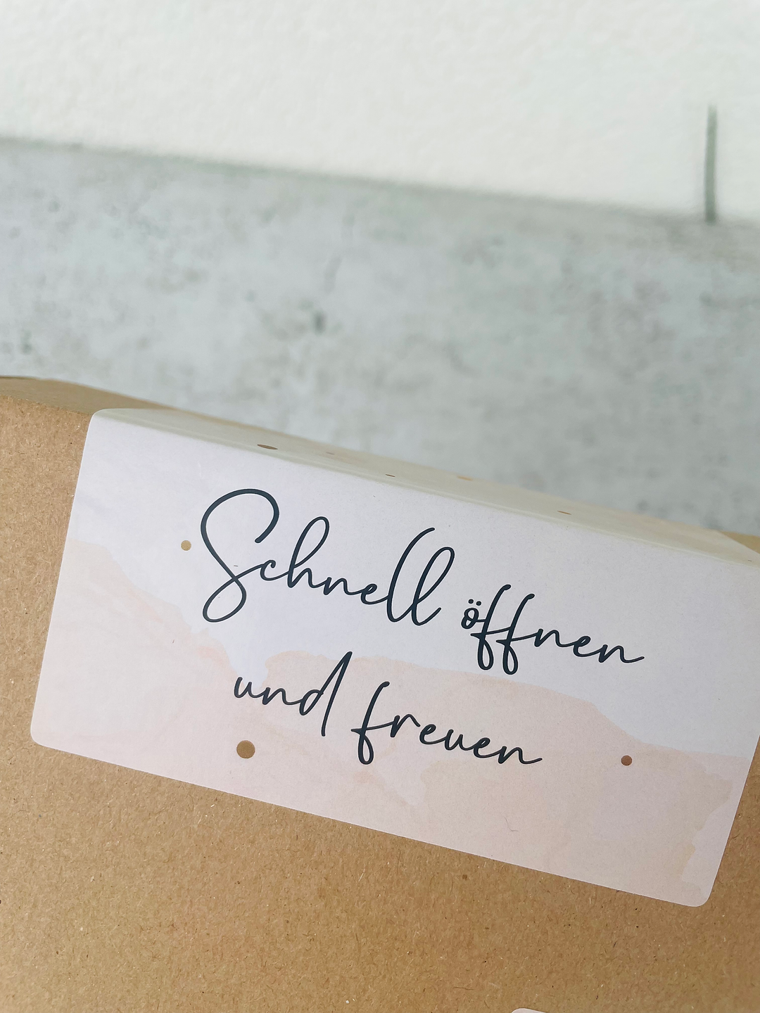 Packing Aufkleber im Gold Design