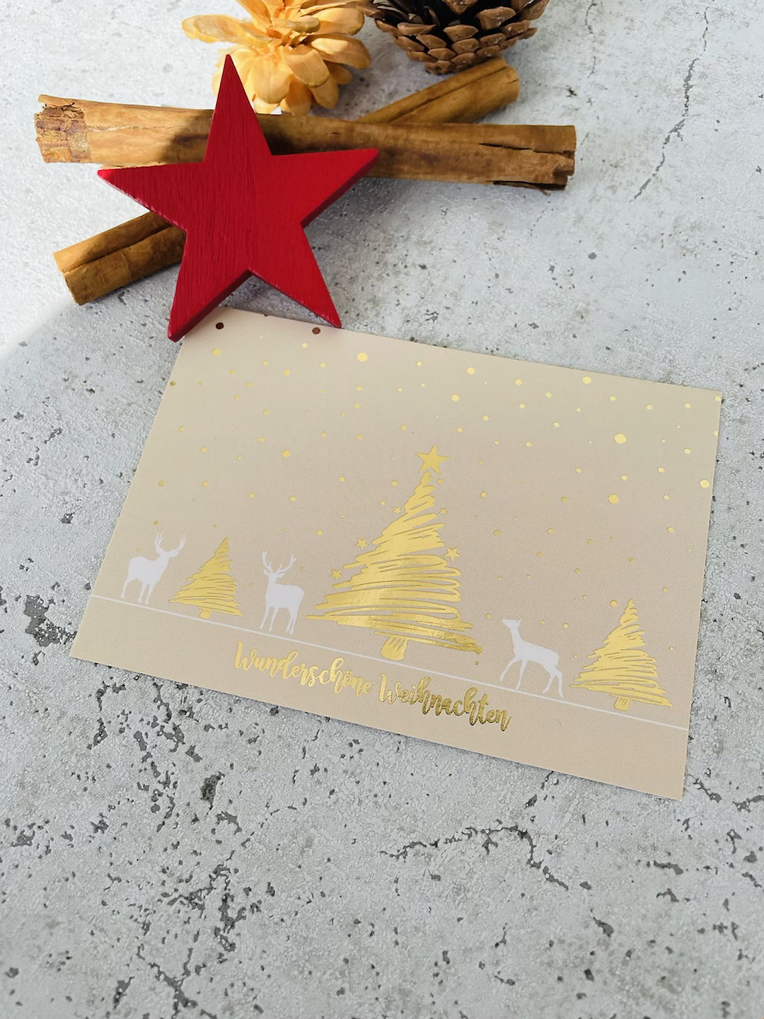 Weihnachtskarte Winterwald mit Goldmetallic