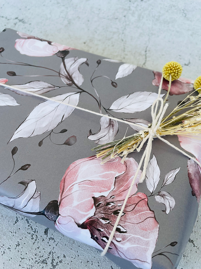 Geschenkpapier  Grey Flowers  50x70cm